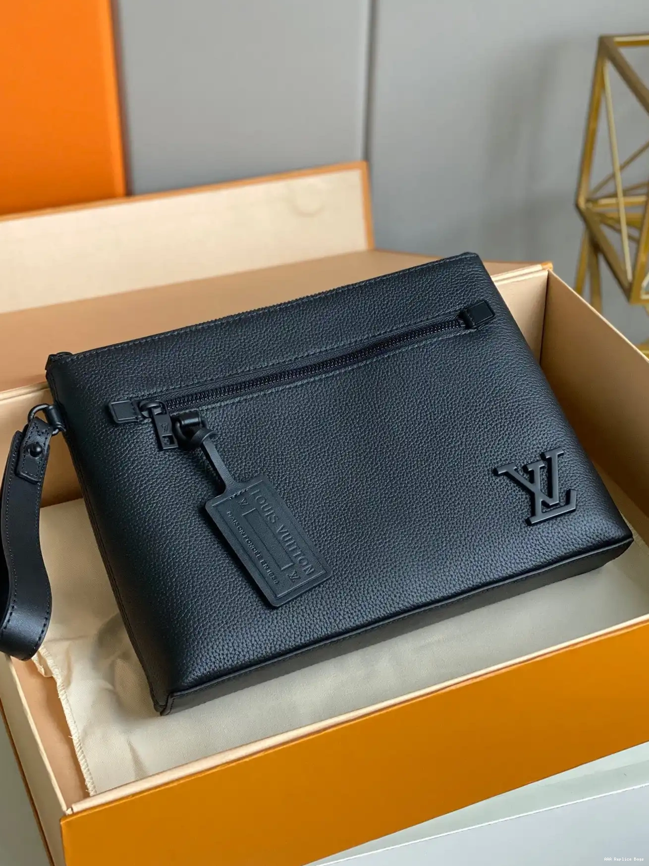 Aaa replica bags VUITTON IPAD LOUIS POUCH 0528